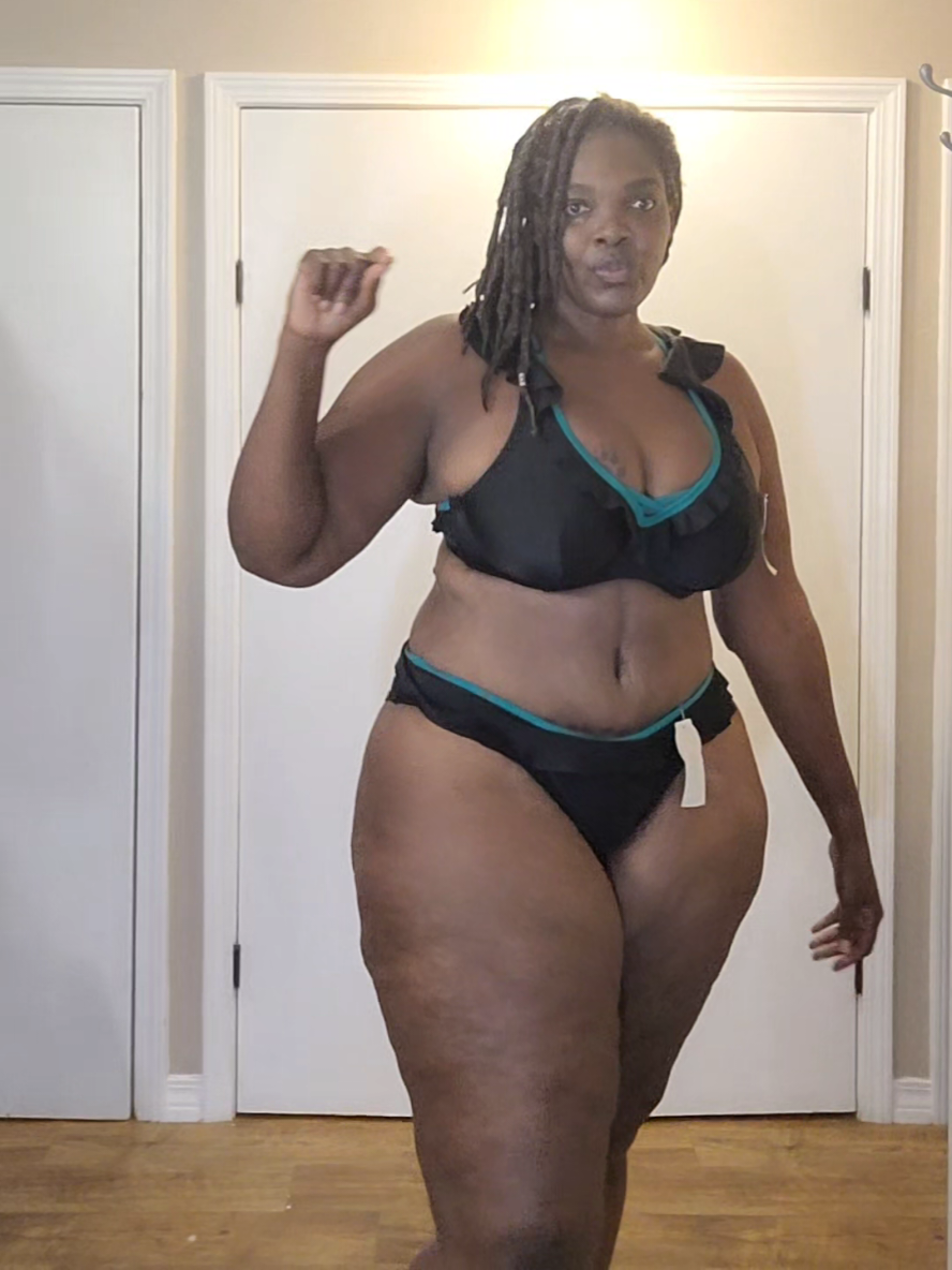 @Trini lez Fashion and Fitness