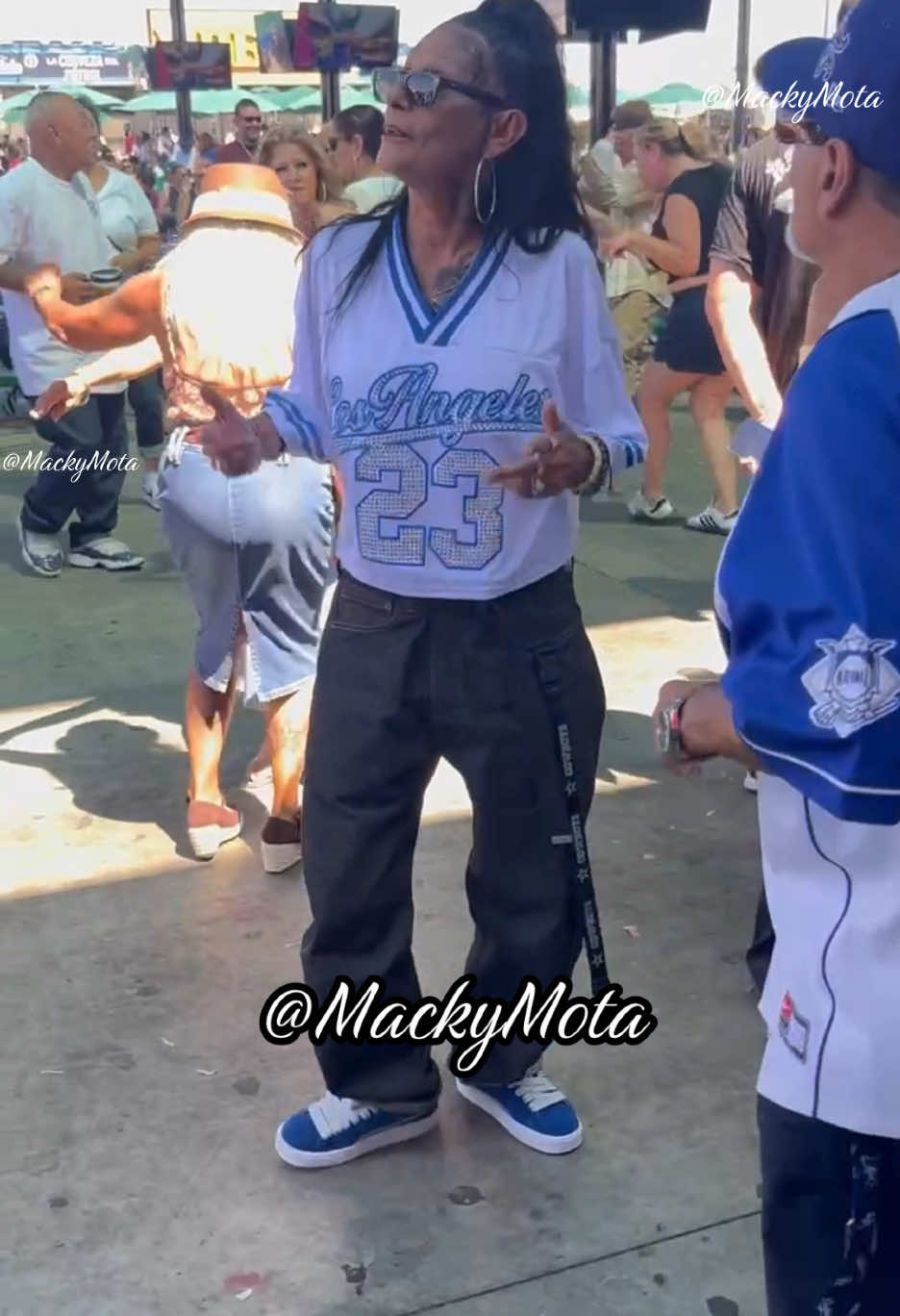 @Macky Mota