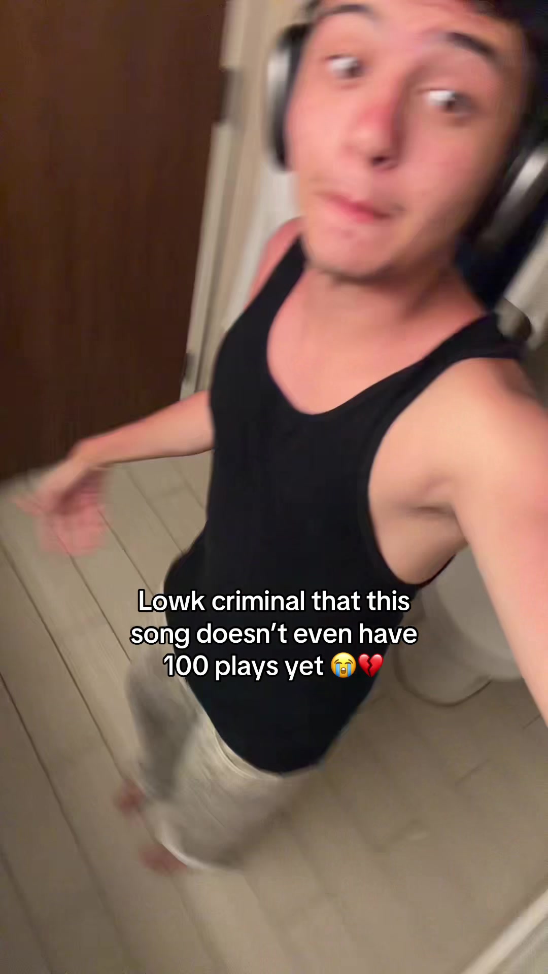@Kayzo