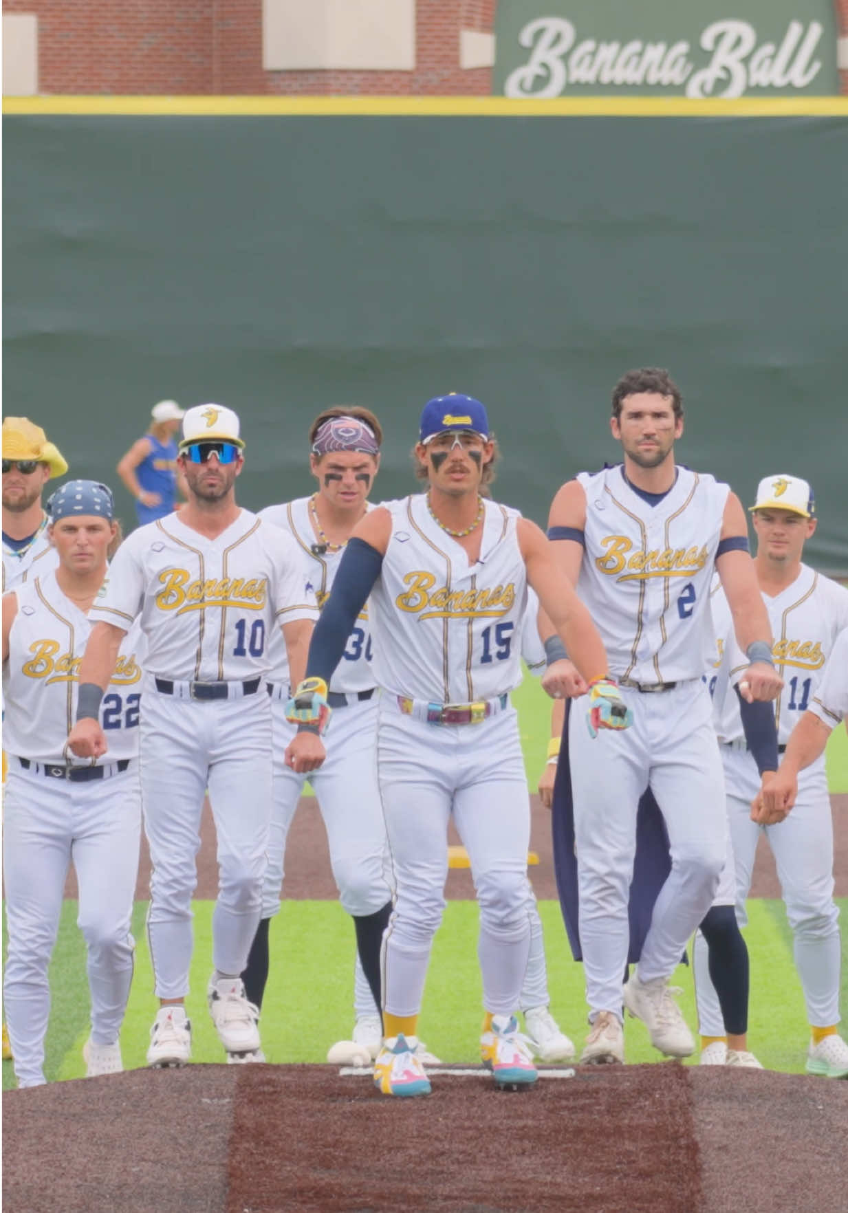 @thesavbananas