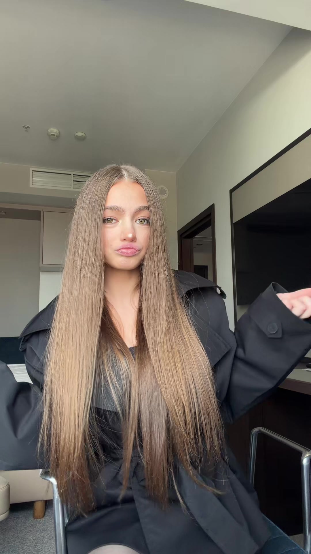 @VLADLENA