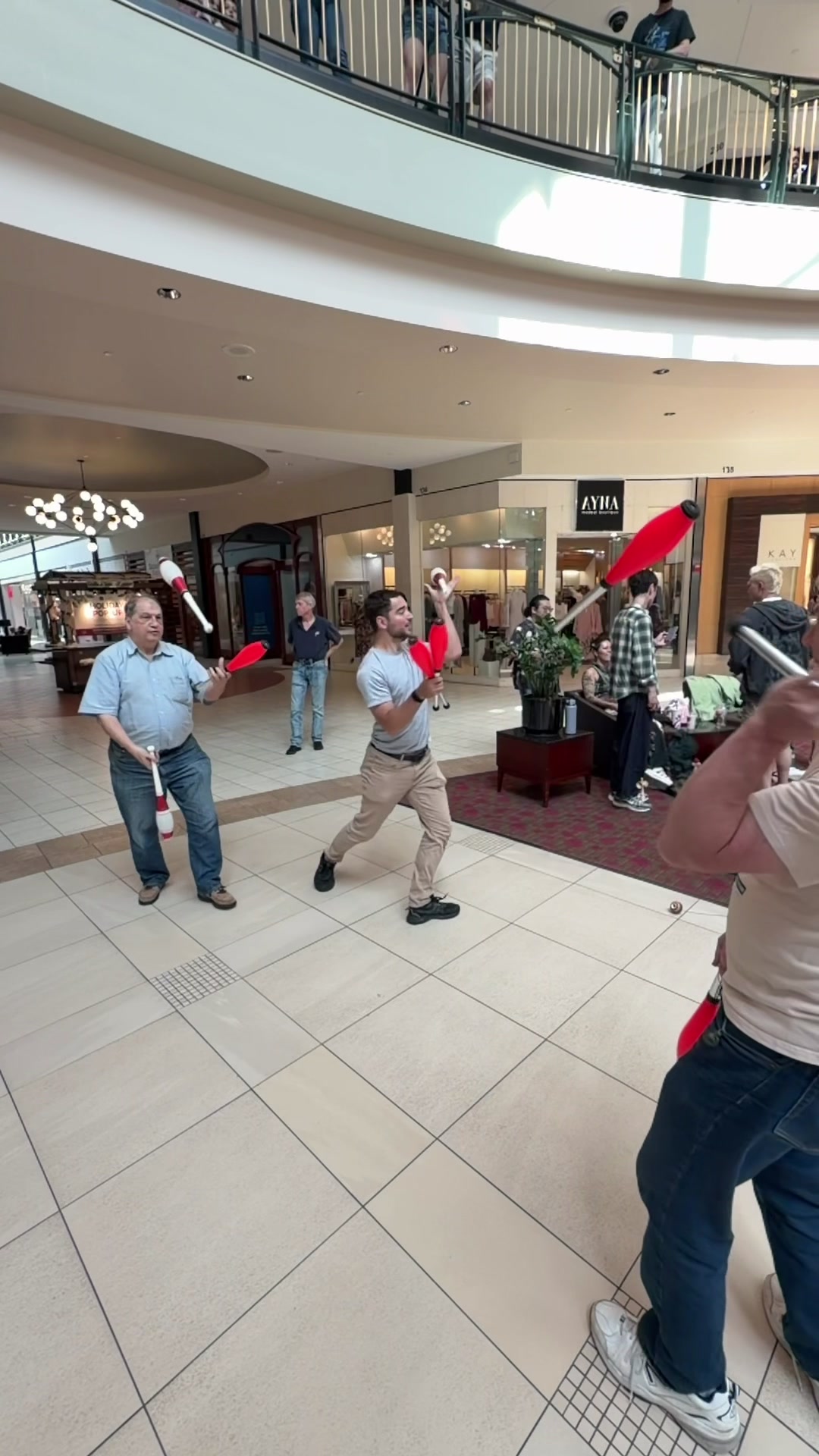 @richielovesyoyos