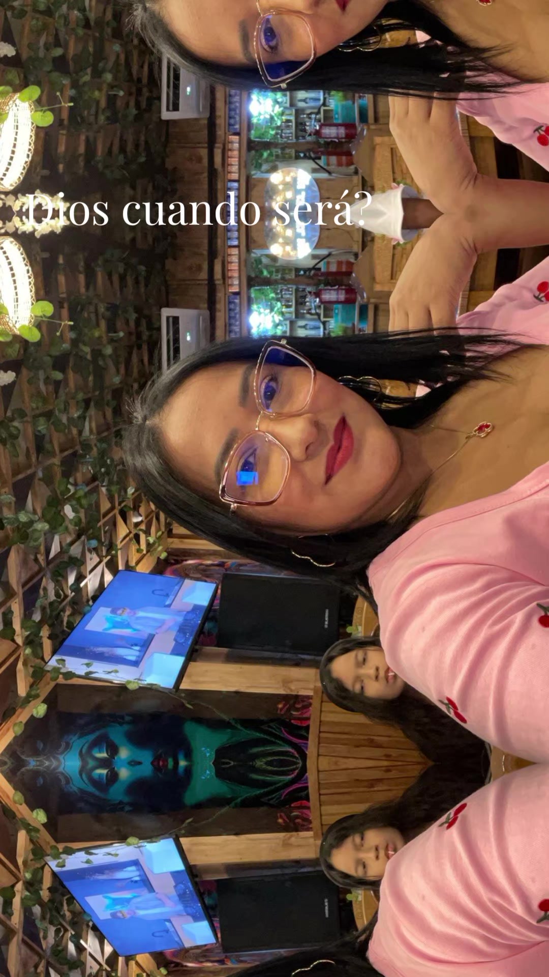 @Karol ๐
๐ผ