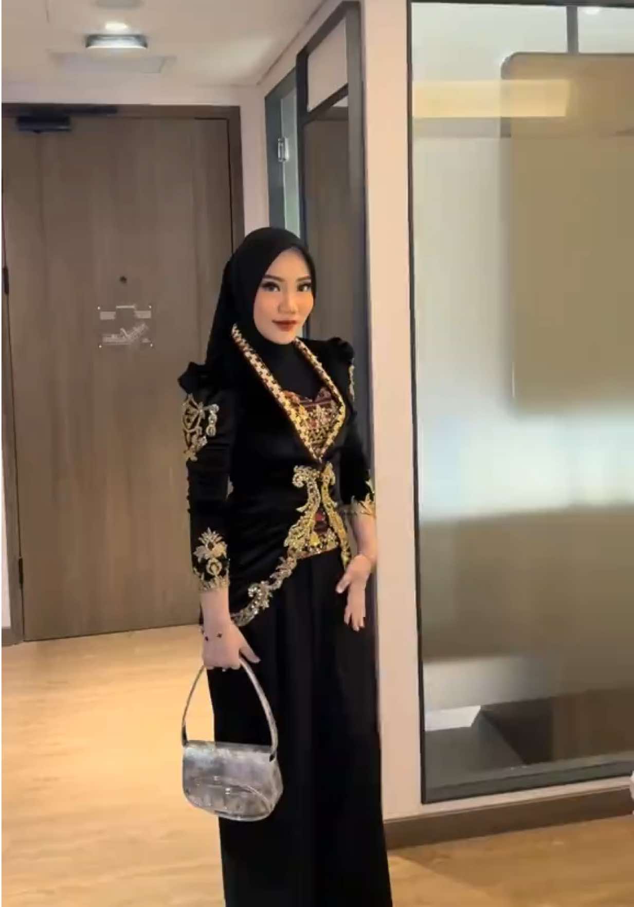 @Fasyaanandaaa