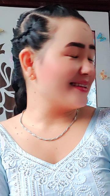 @👑Anu 👑💫