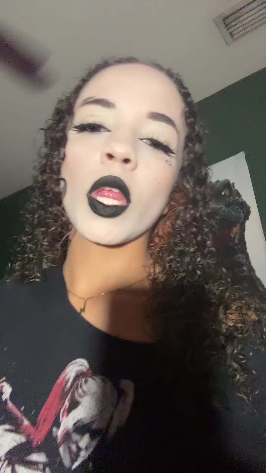 @stormee