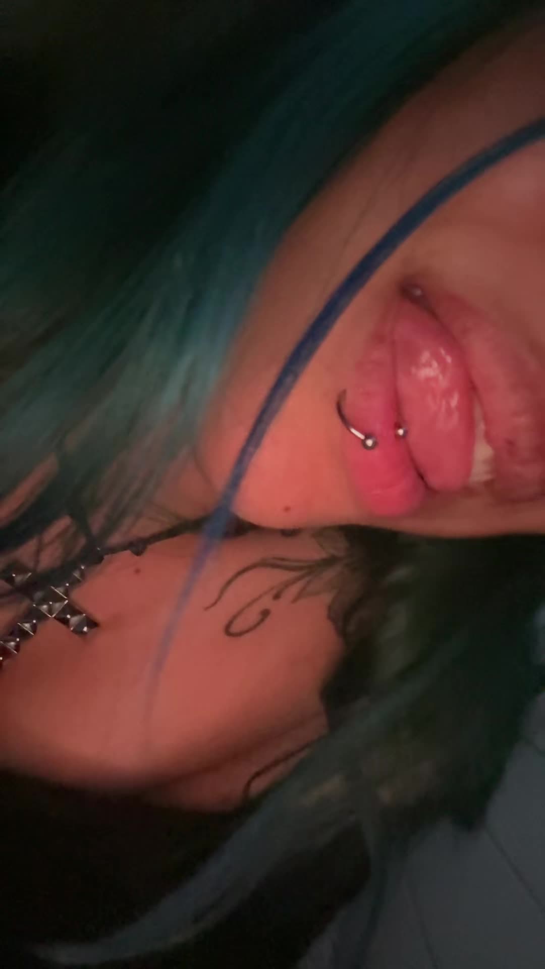 @Isabella
