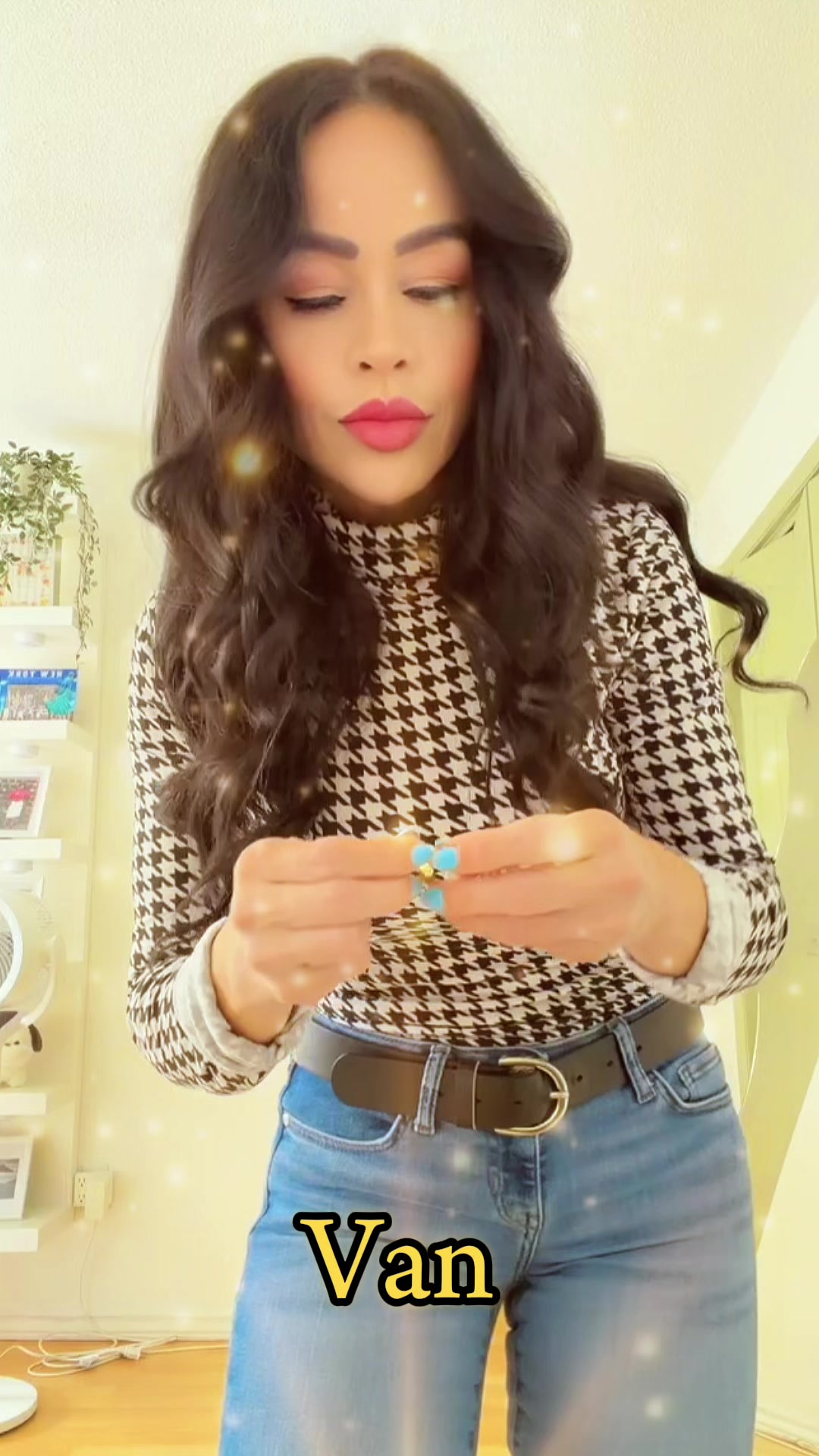 @esterhernandez