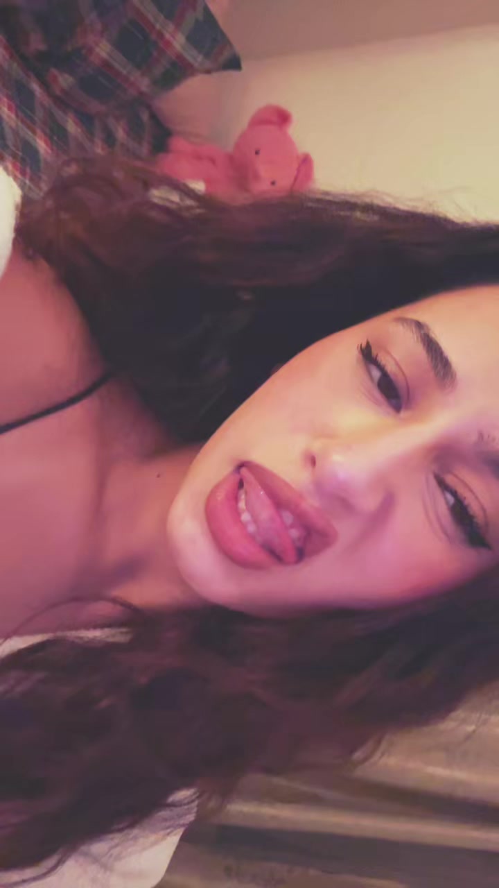 @𝒮𝓌𝑒𝑒𝓉 𝒱𝑒𝓃𝑜𝓂 ♈️🦂