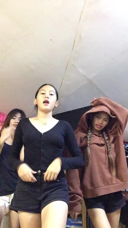 @👯♀️