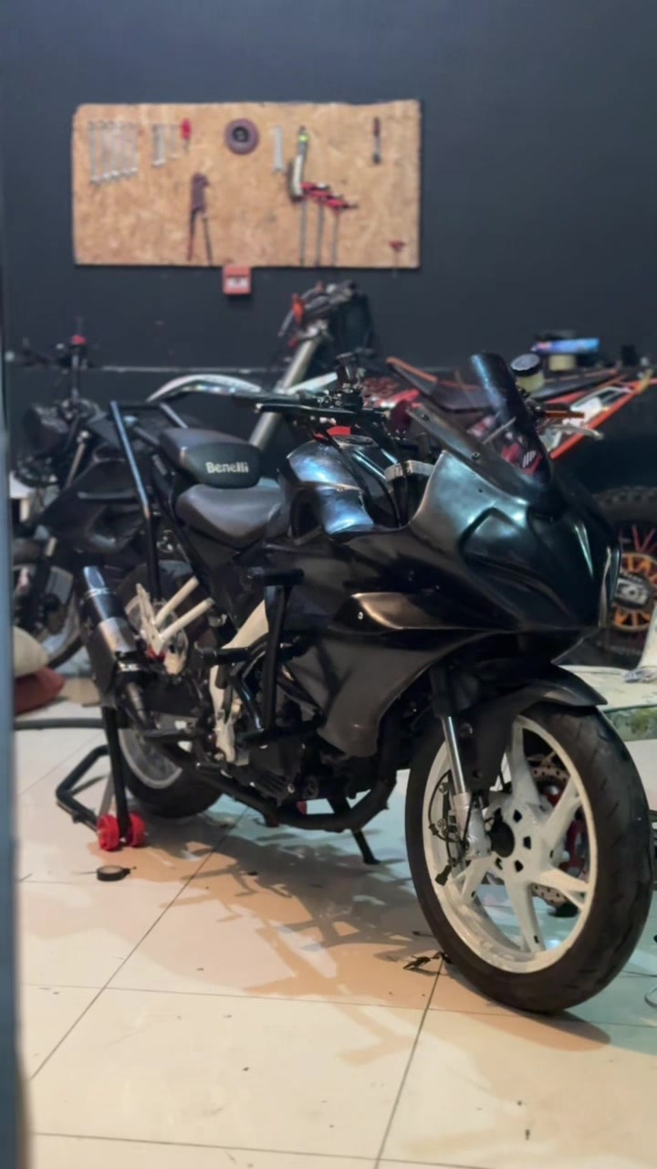 @ber4.banzai
