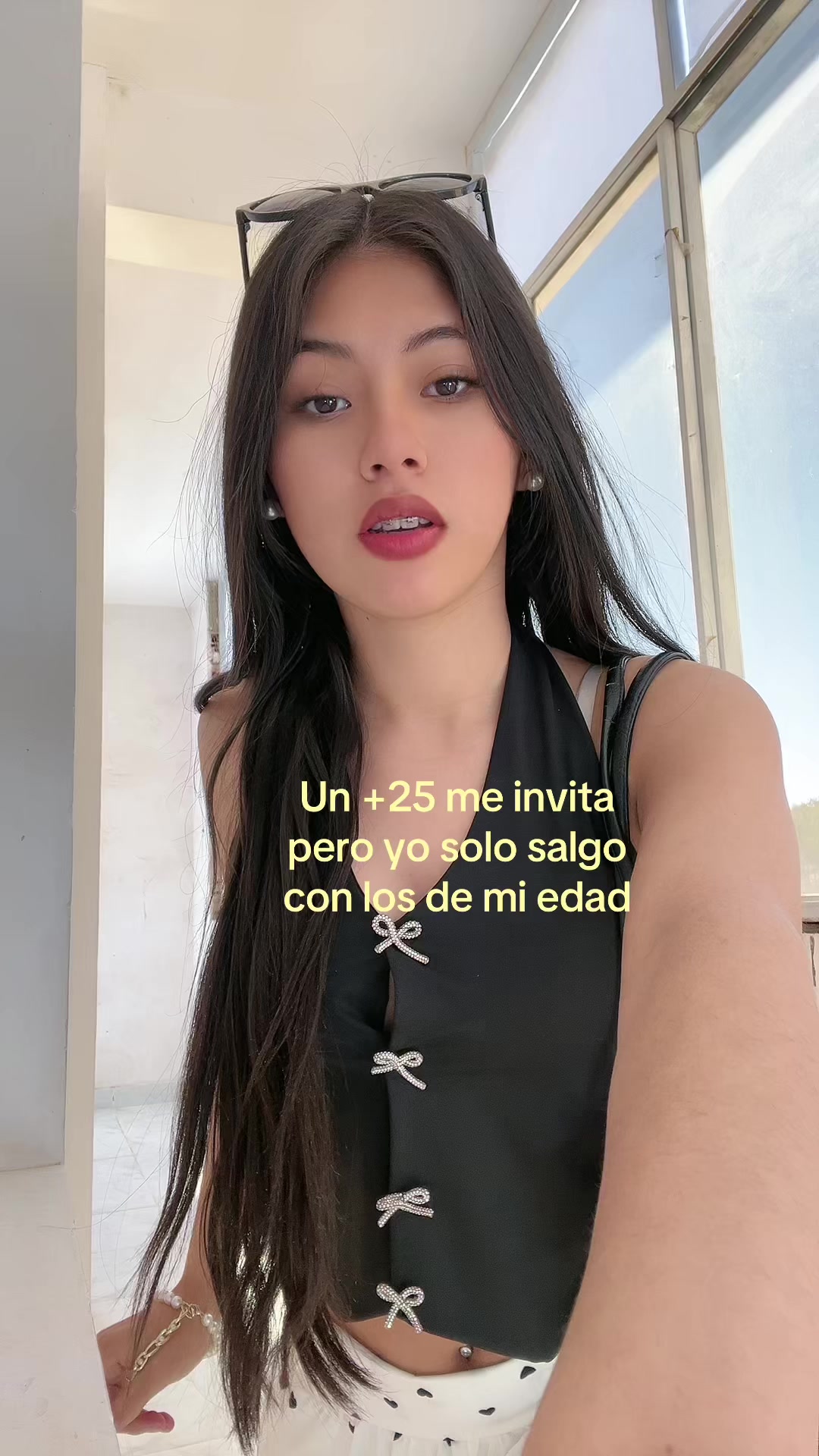 @nickiwis_