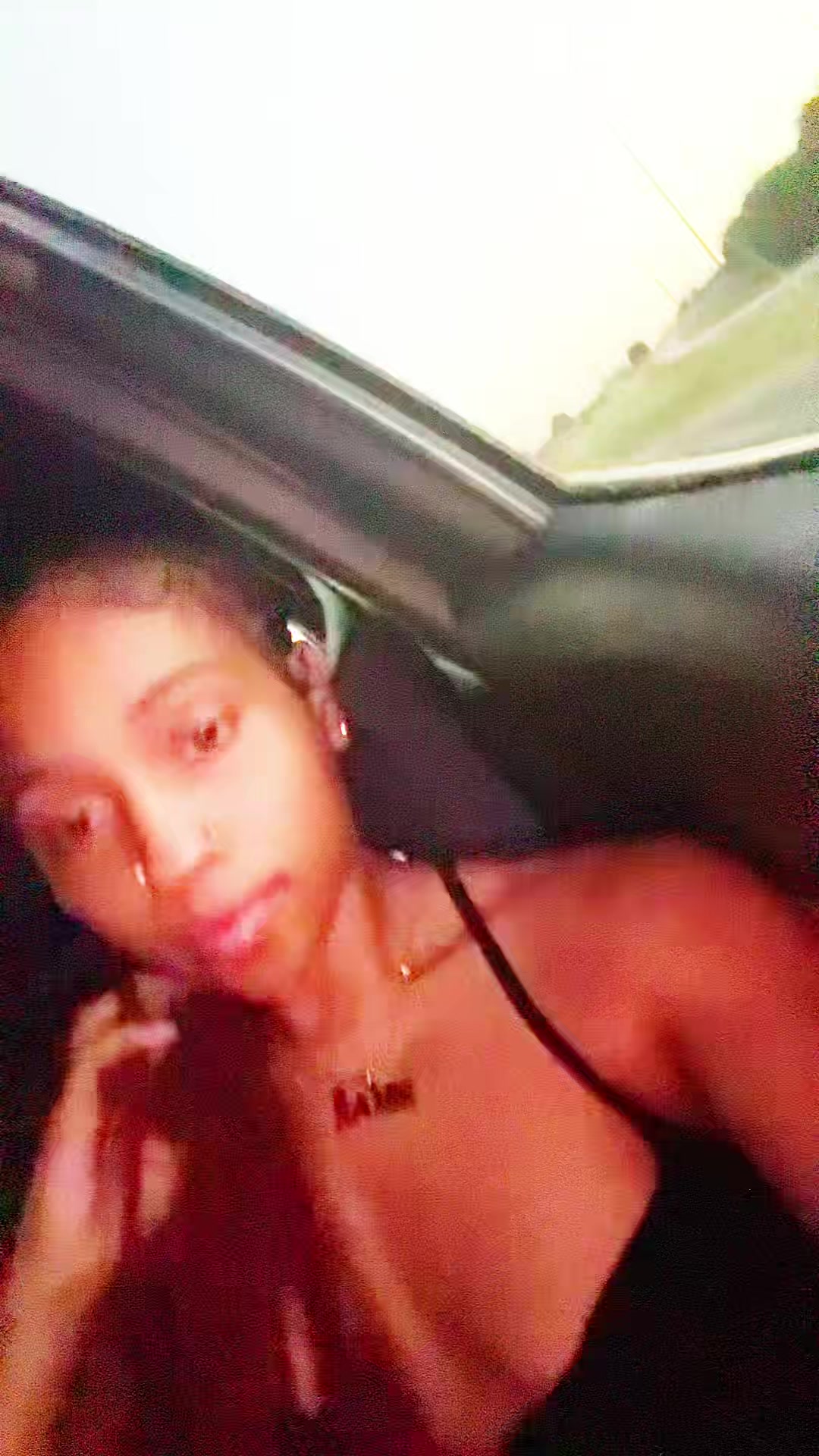 @x.meiyaa