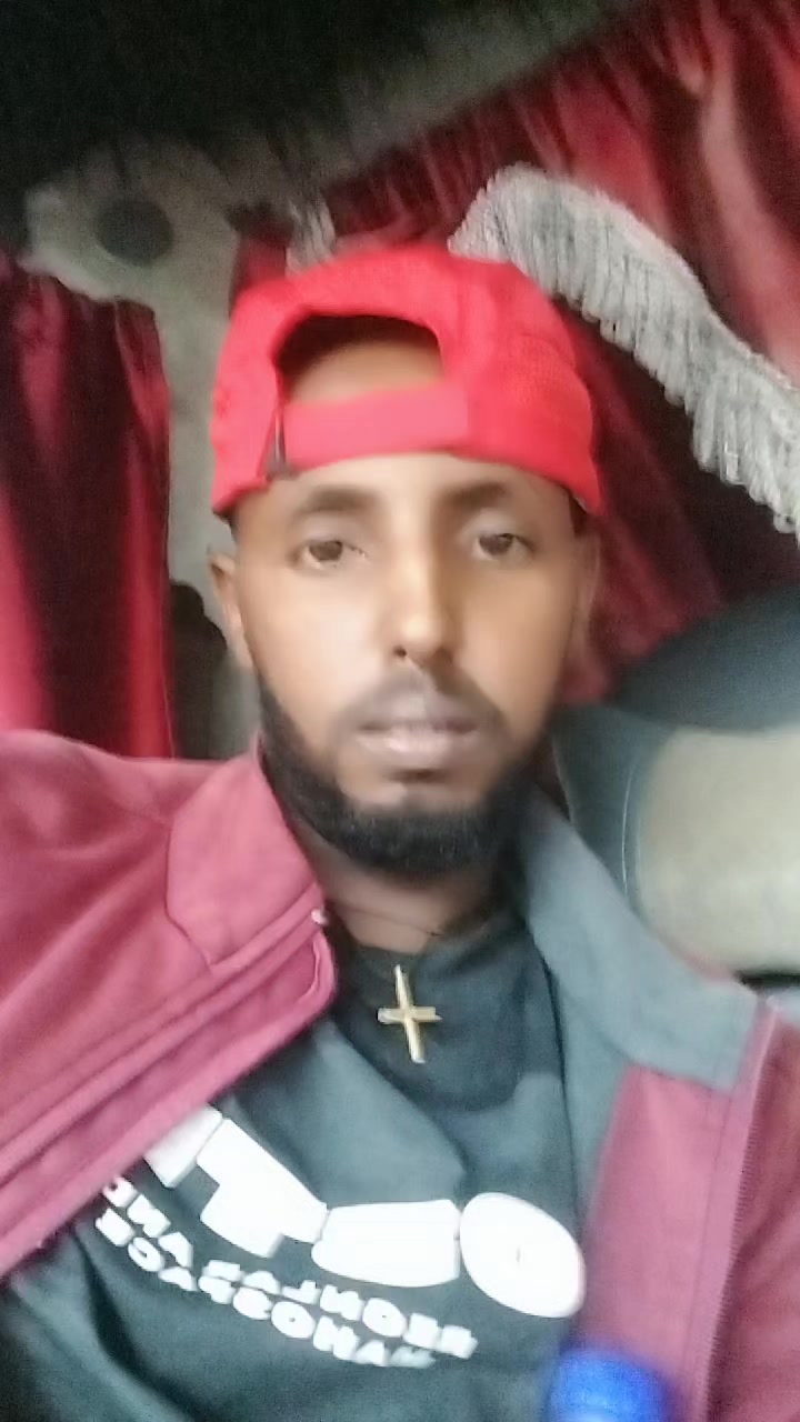 @zediros man