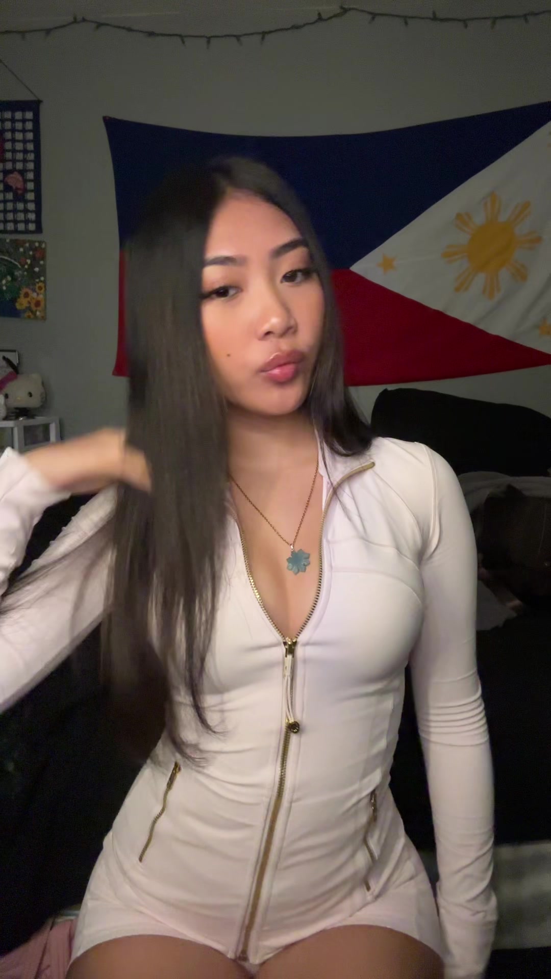 @Isntjarine