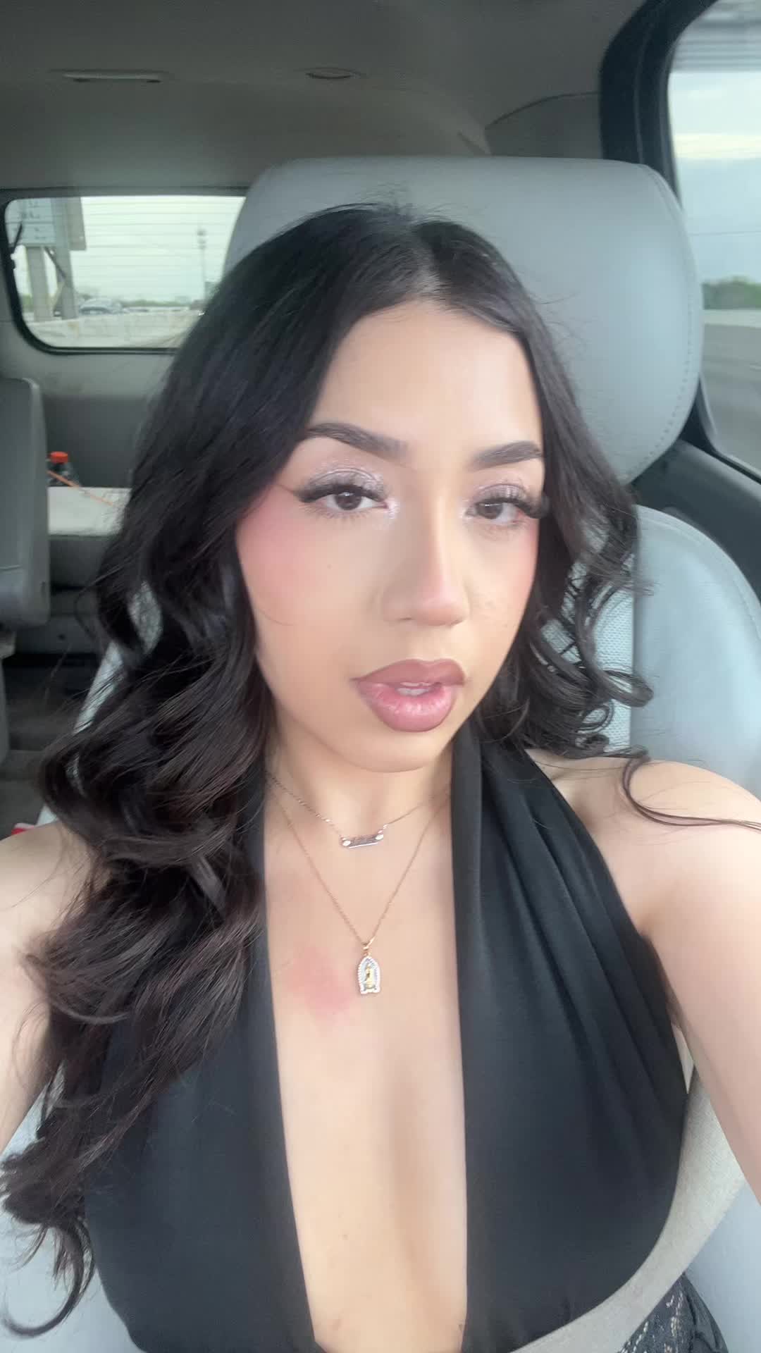 @Adriana 🌻