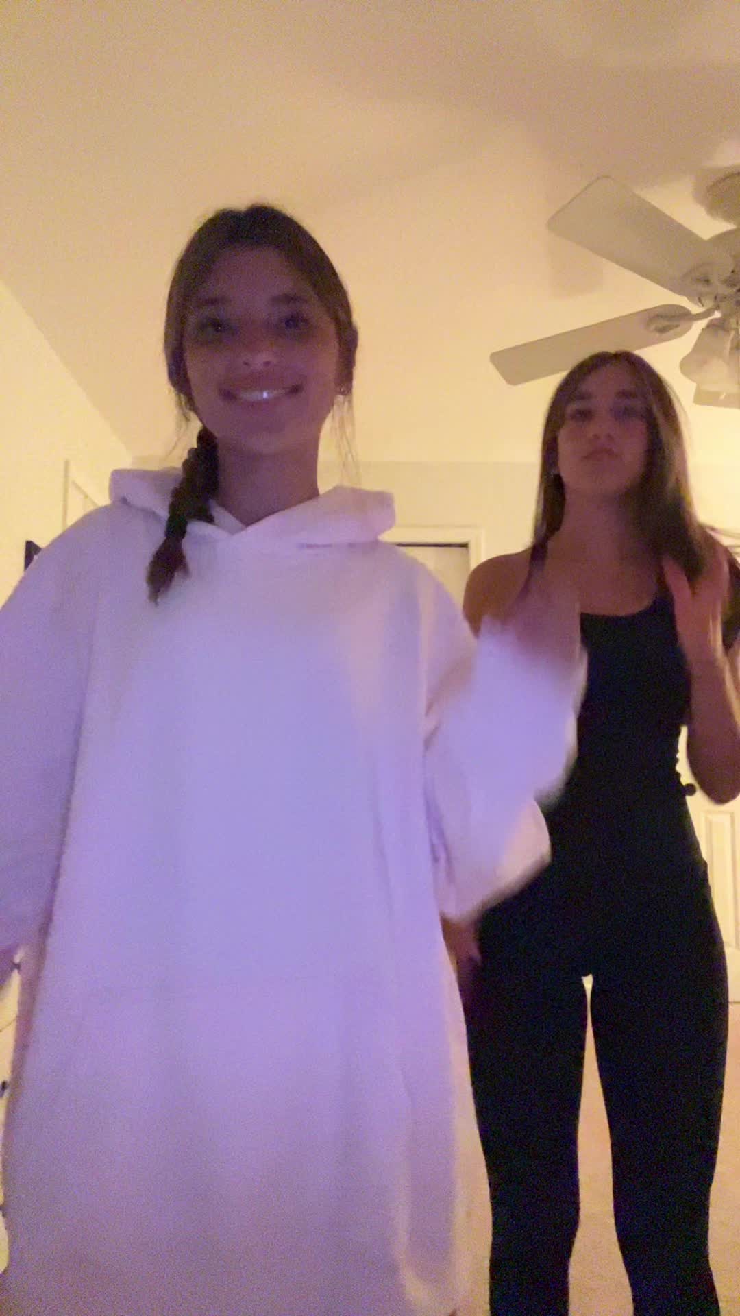 @Ava