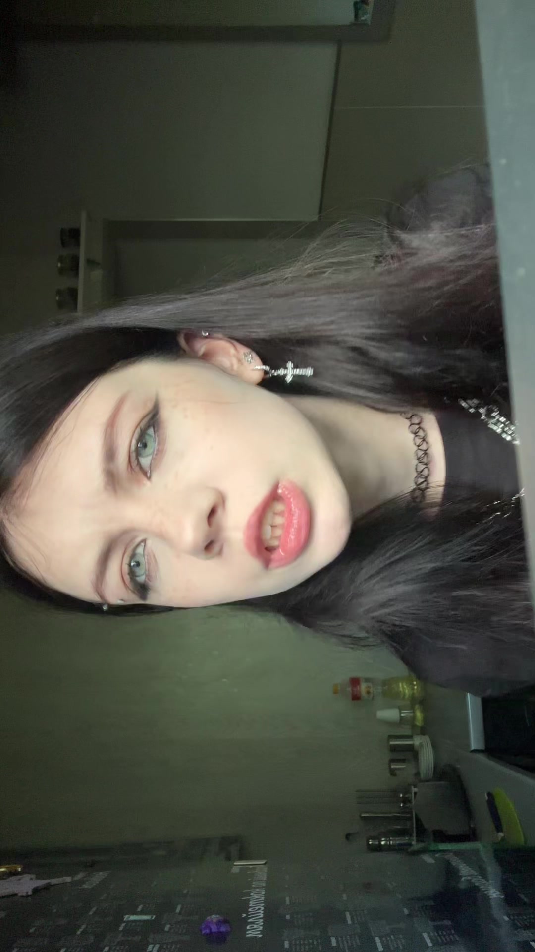 @Алиска ☮️ 🍏