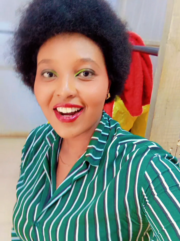 @Charlotte_Mbugua