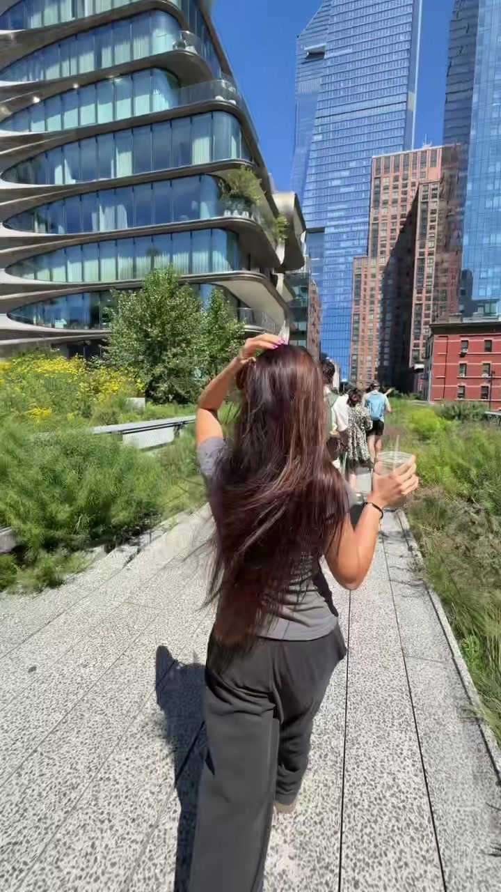 @allegra🪬🧛🏻&zwj;♀️