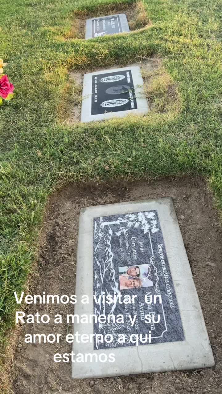 @💕👑Quiuuubo t&iacute;a Chela y kico