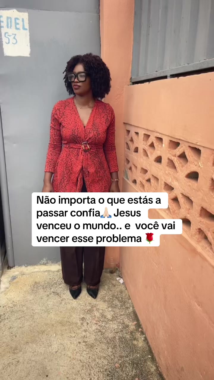@andreiaadeba