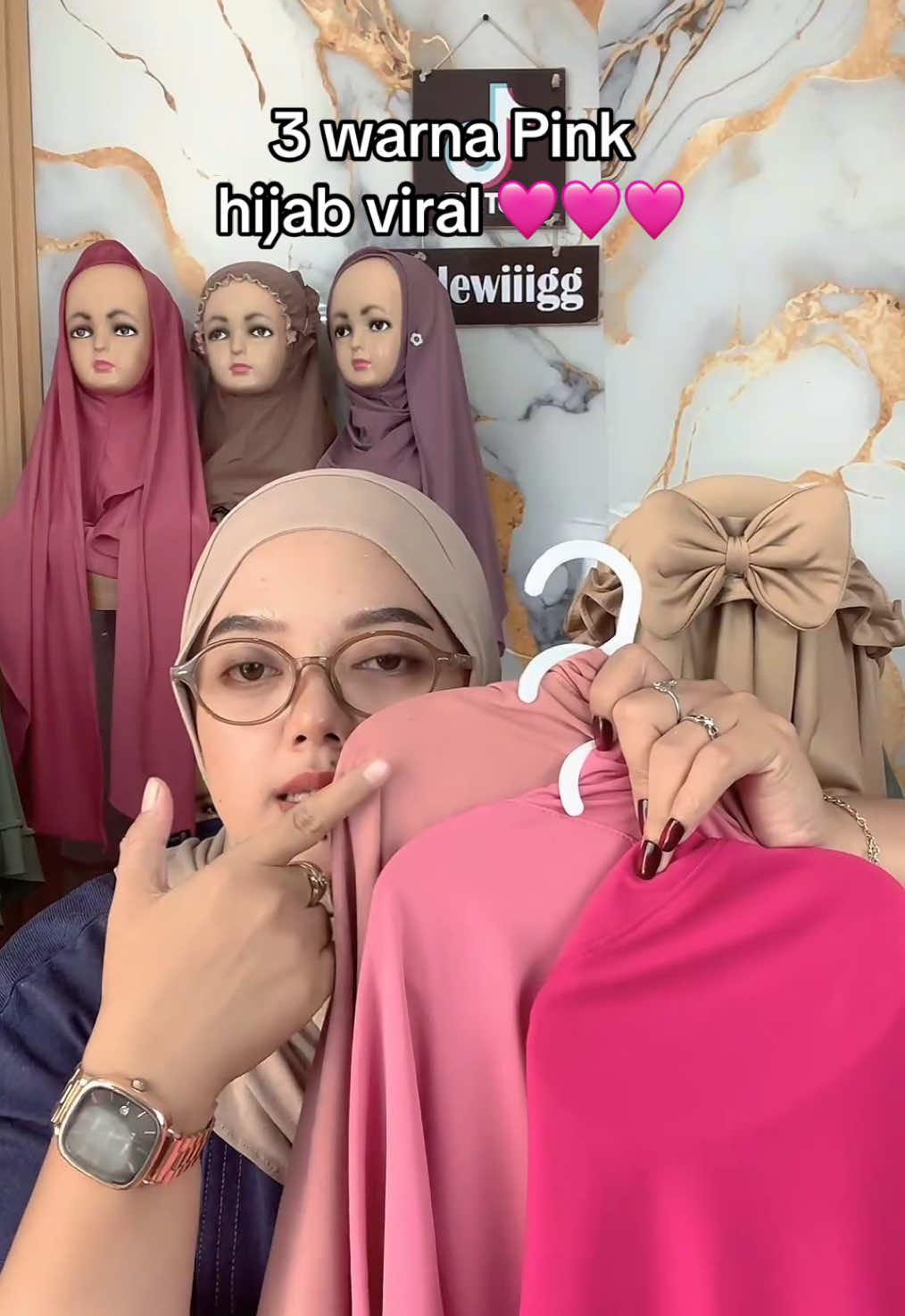 @Dewiigg