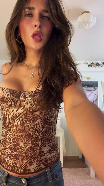 @ashleyybikk