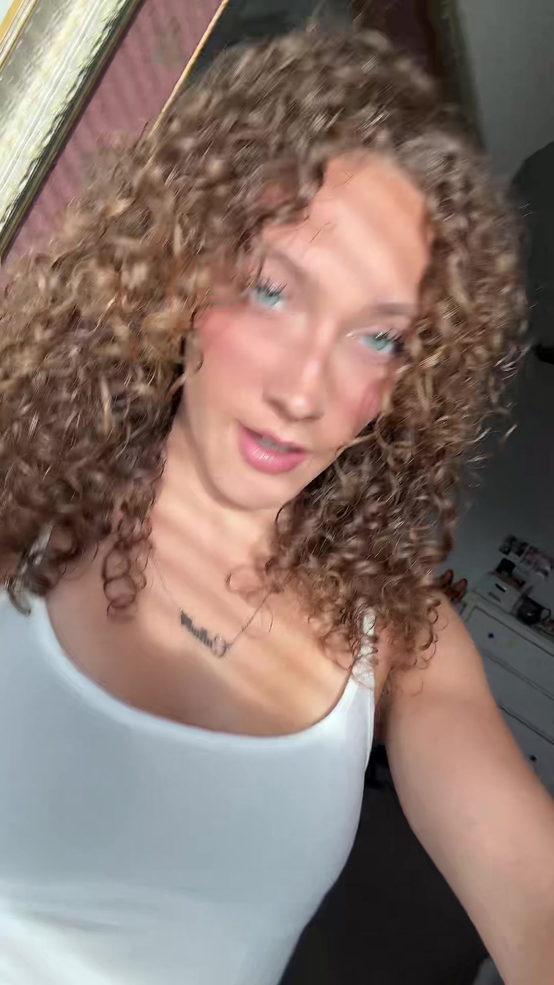 @dontmindme👯♀️