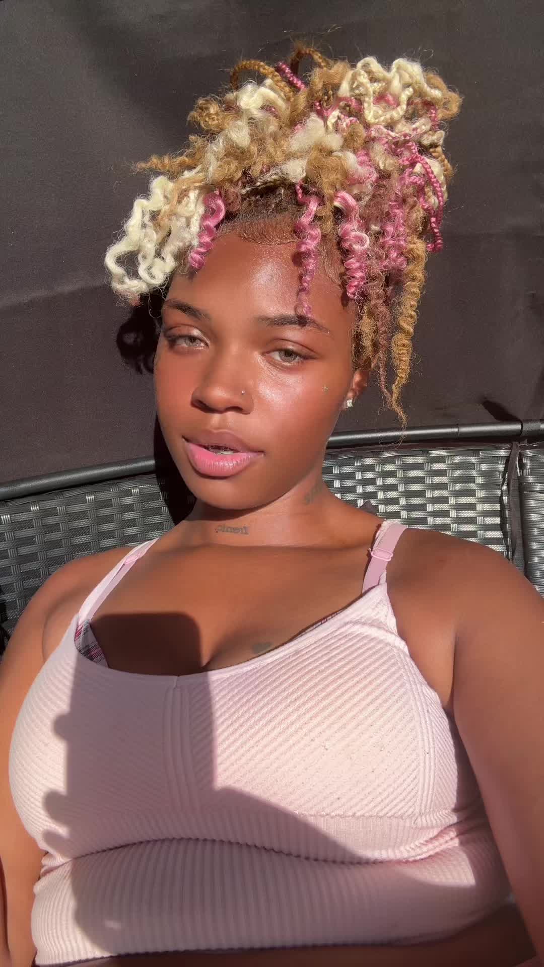 @Laniyahrena