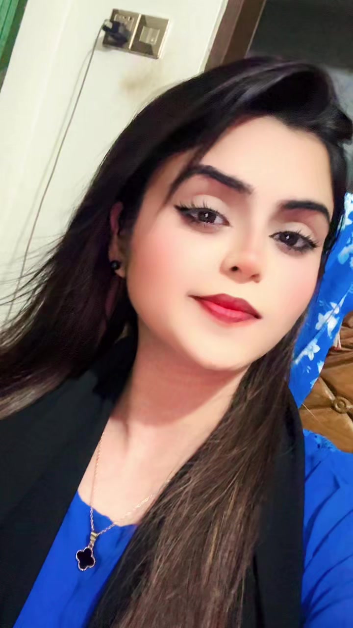 @মিস গোলাপি