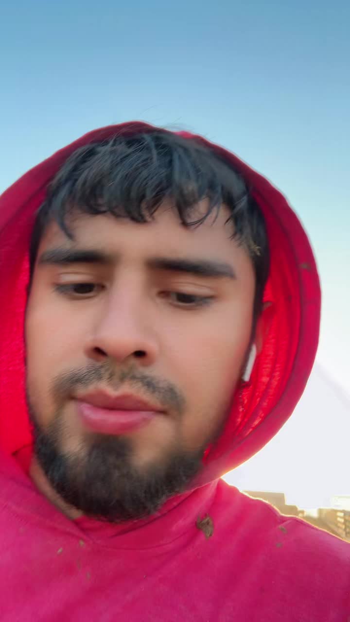 @Roberto