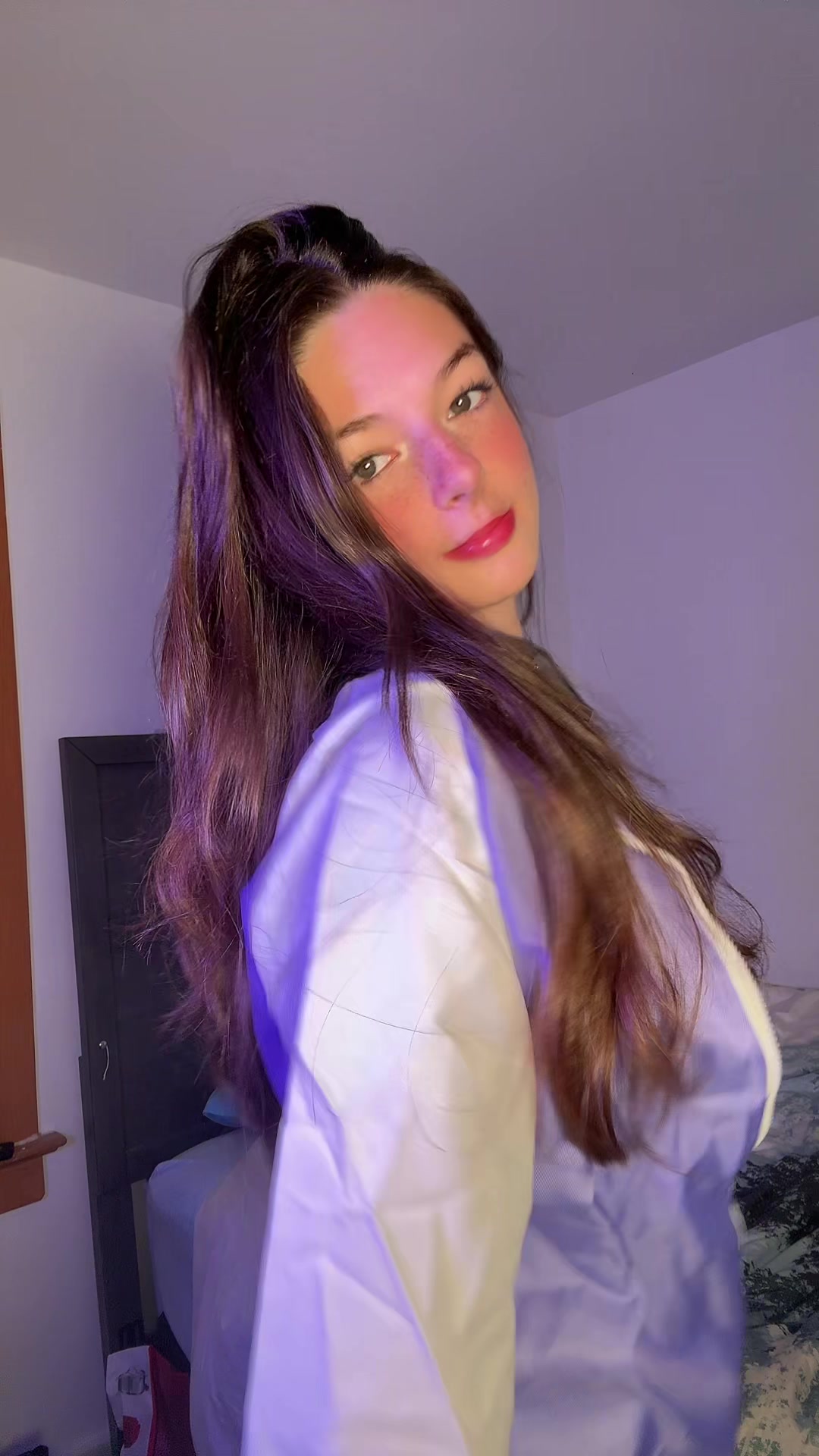 @EllaBloom