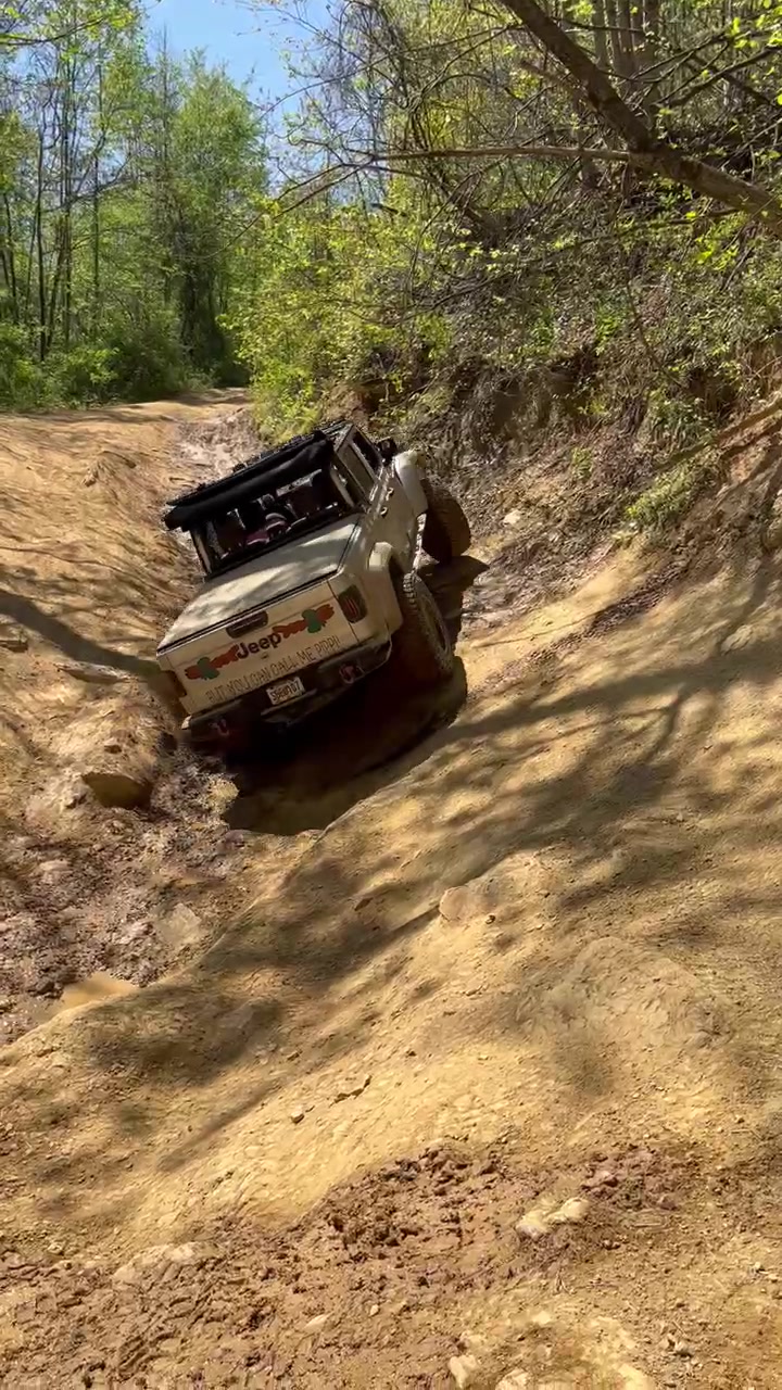 @pippijeep