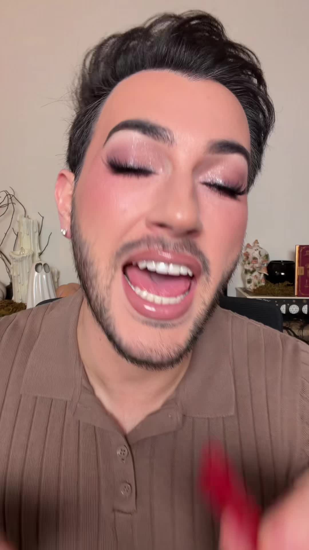 @MannyMua