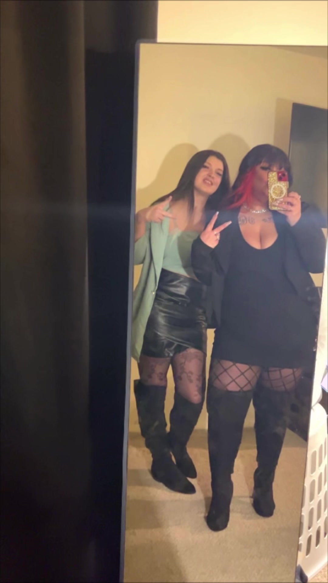 @NinaJ