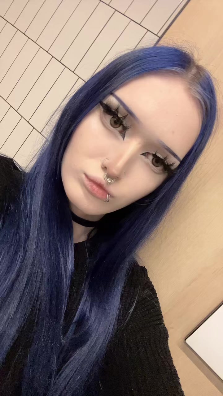 @мальвина
