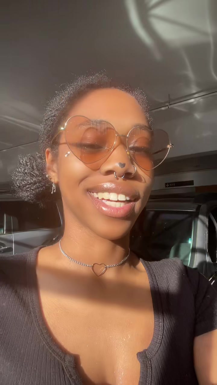 @Ari