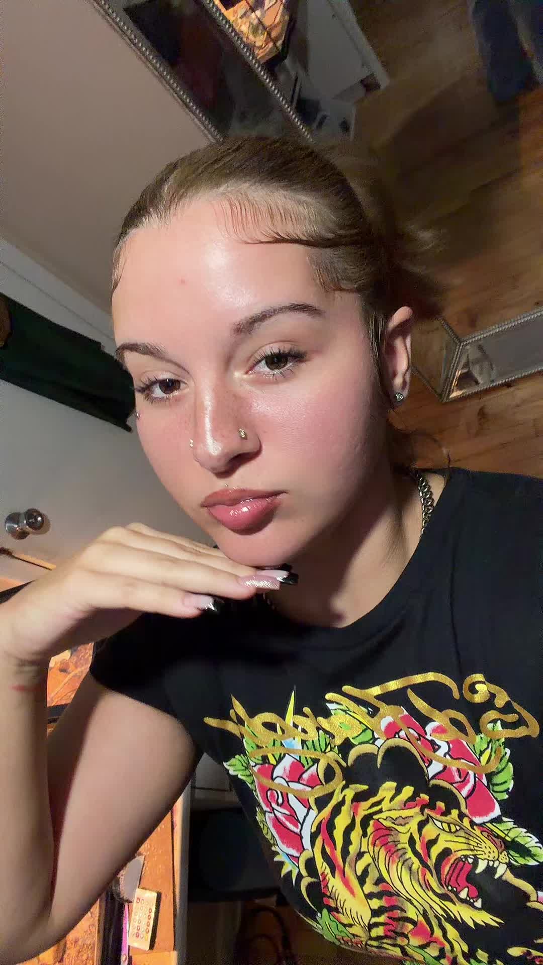@itzzlaneyyy