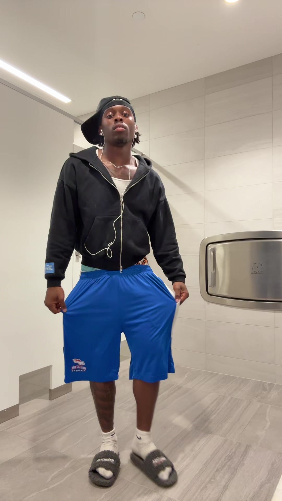 @J5🚶🏽♂️