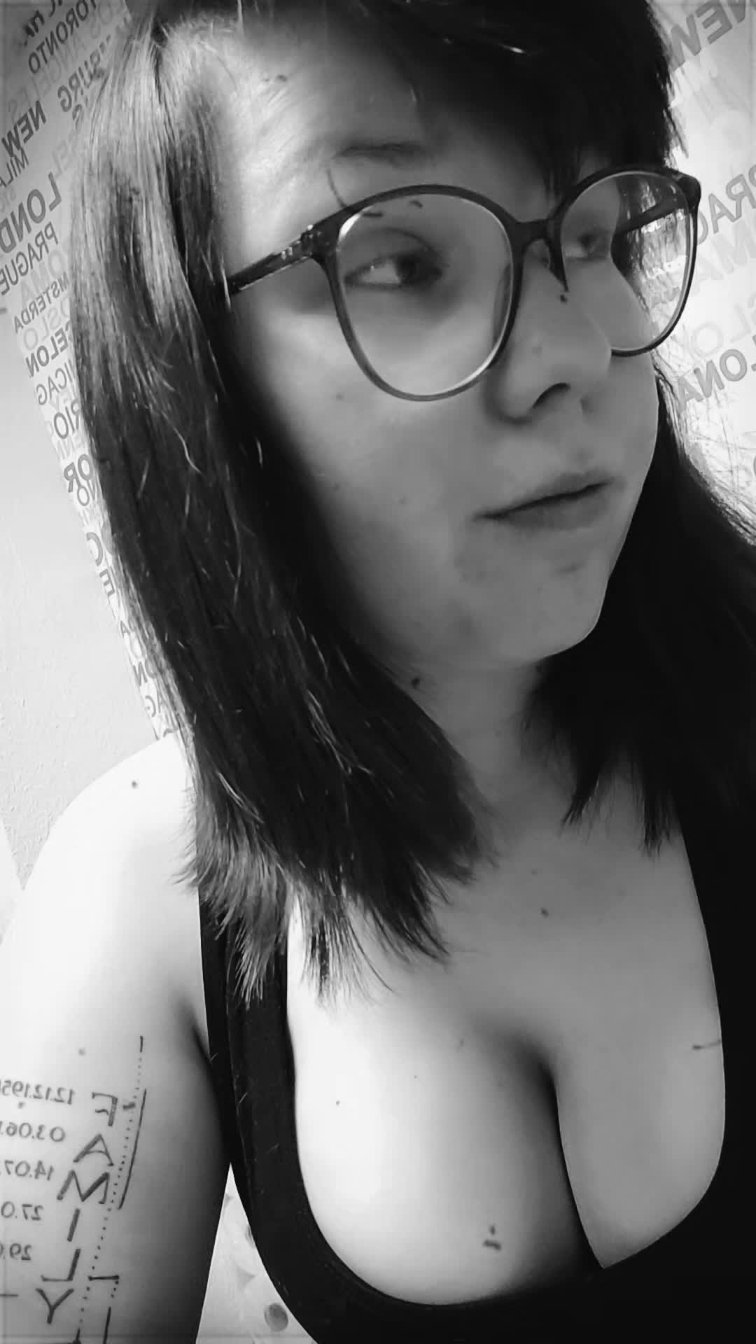 @Sarah_blue