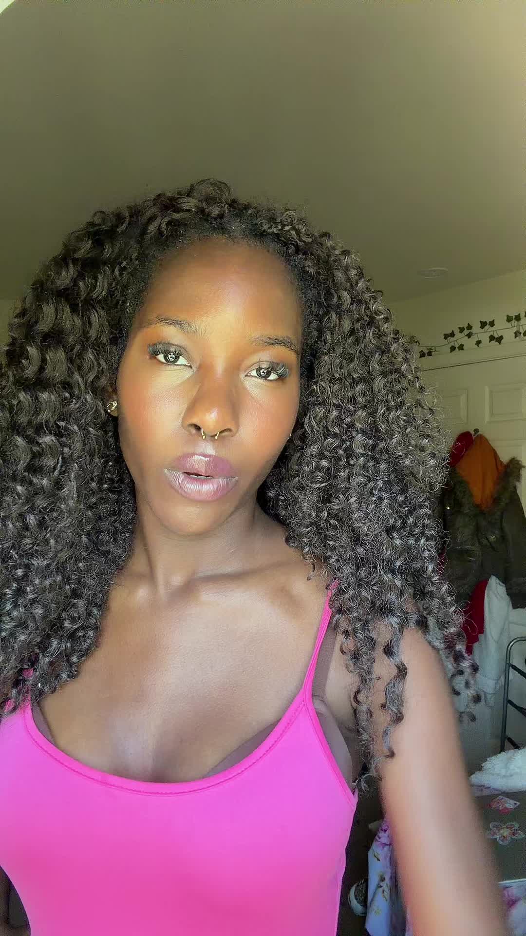 @unsimplydara