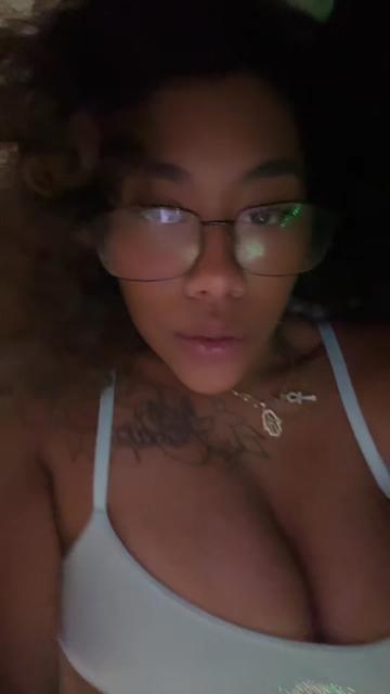 @Ghostqueen🖤🥰