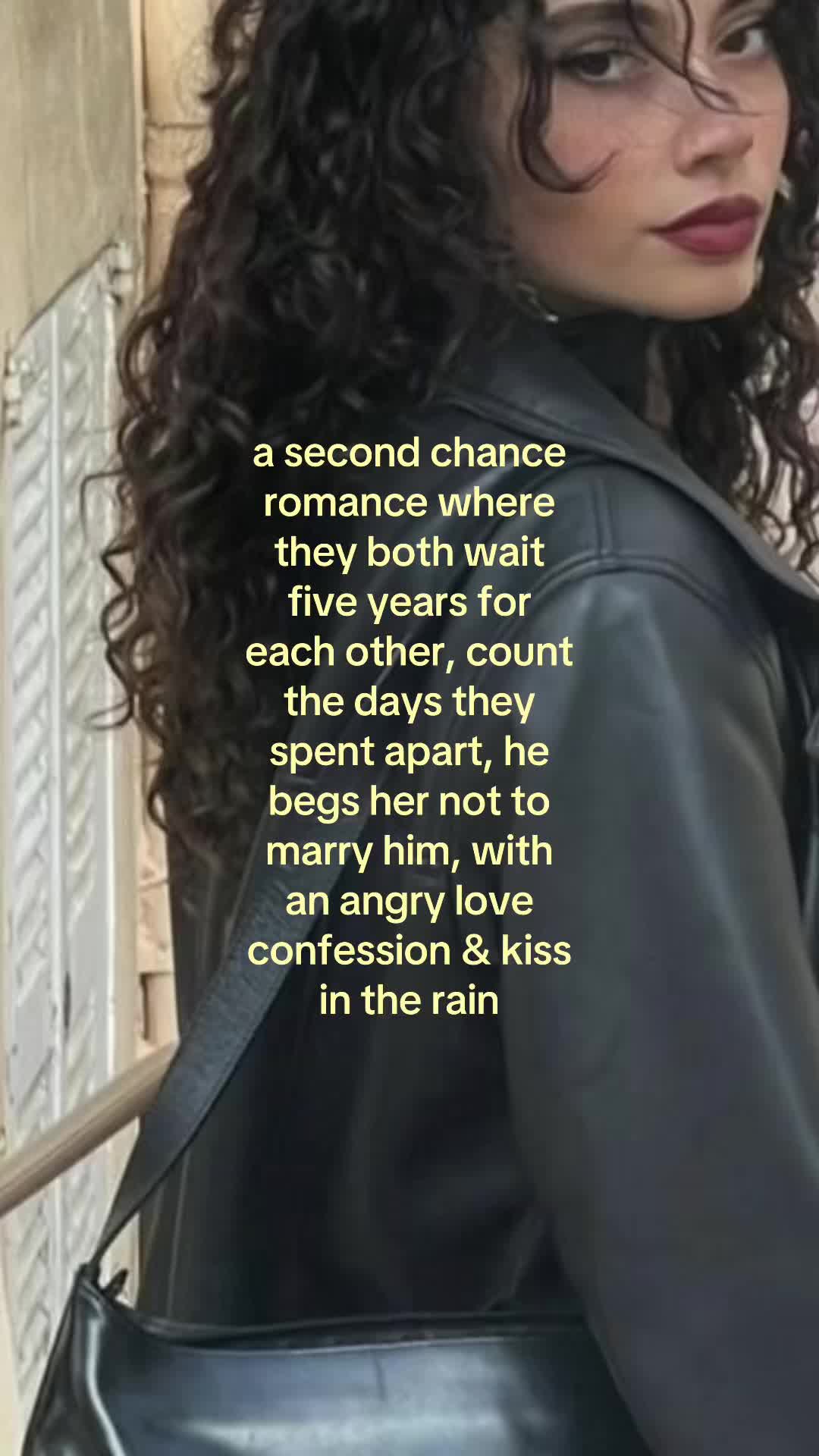 @sherlyn | author 💋