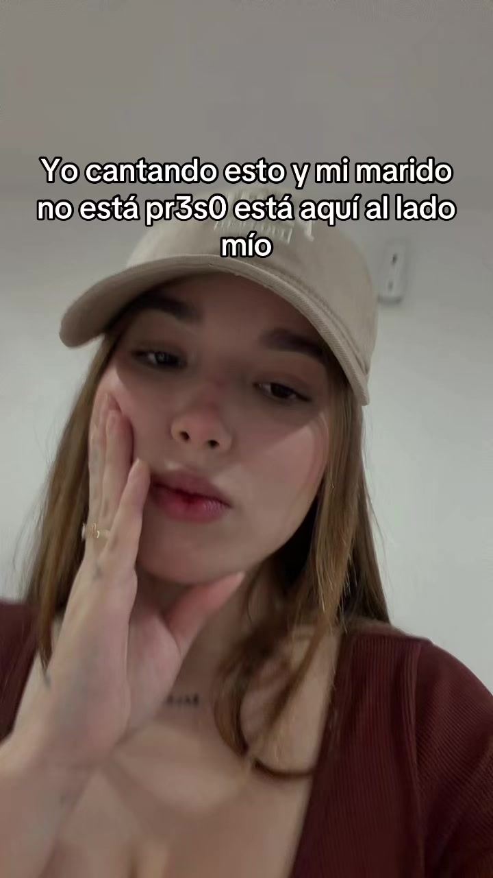 @andrearobayoo