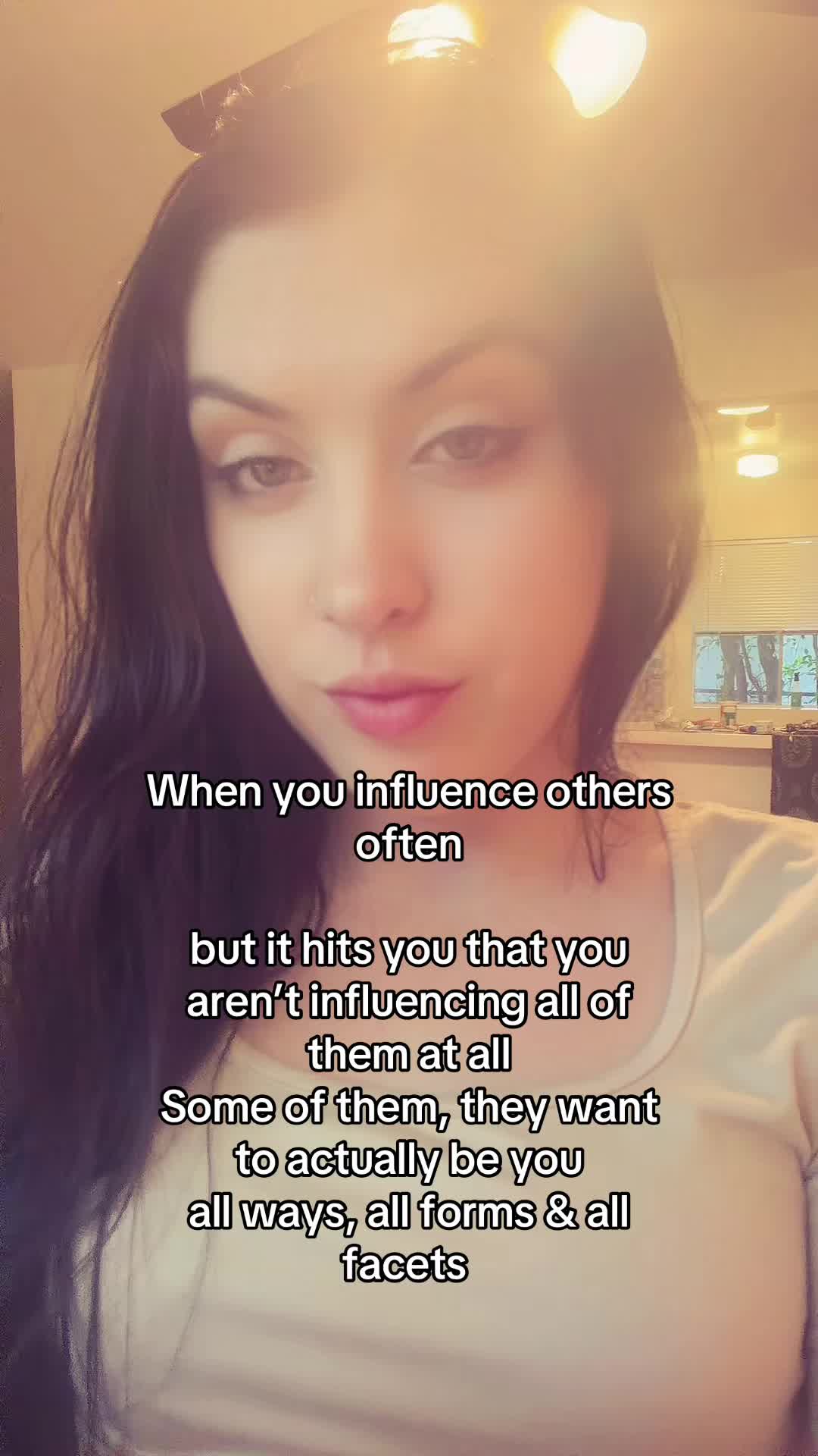 @(♡_♡)