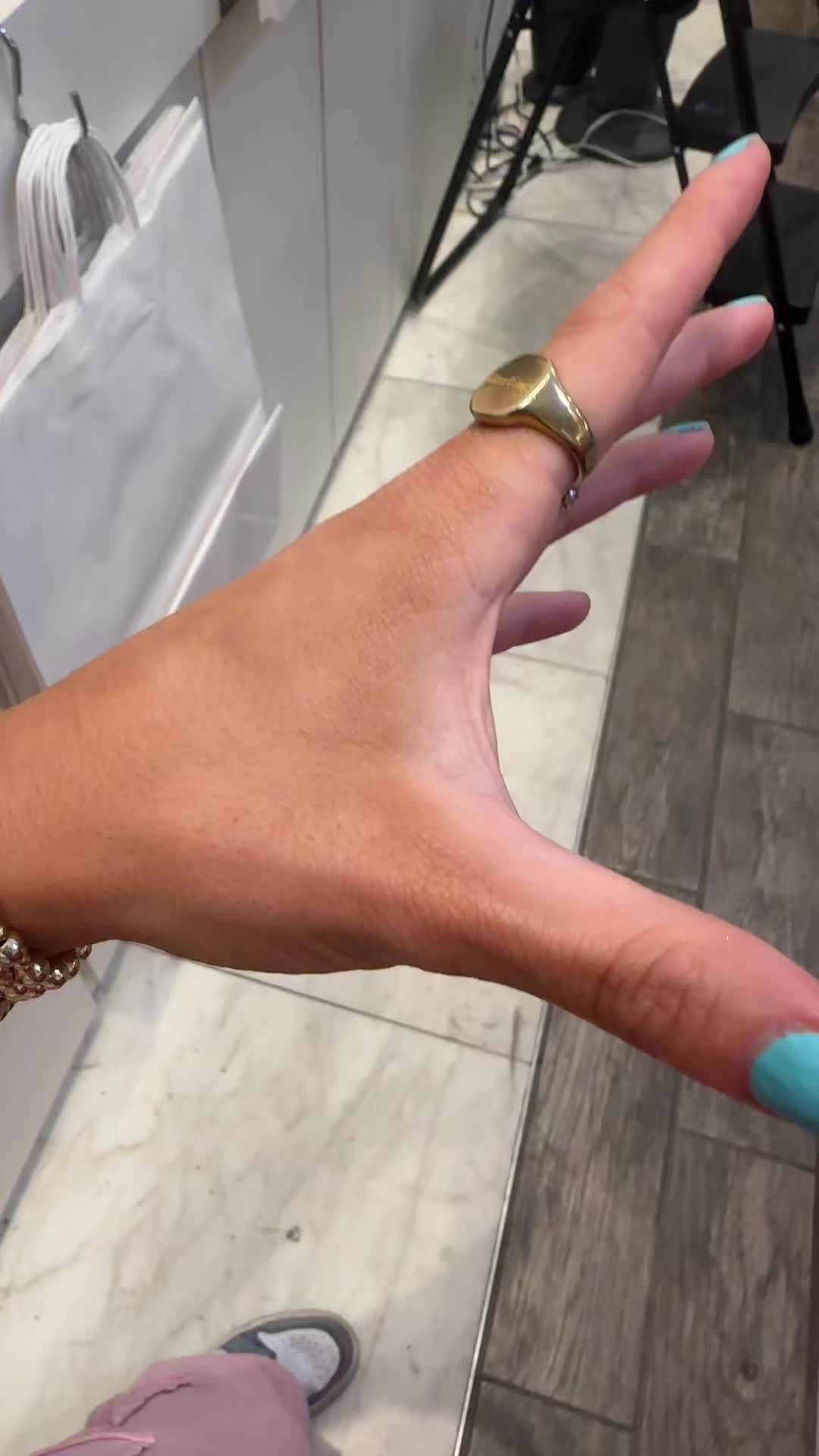 @kelsie