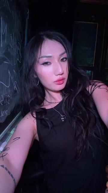 @SNIX 🖤