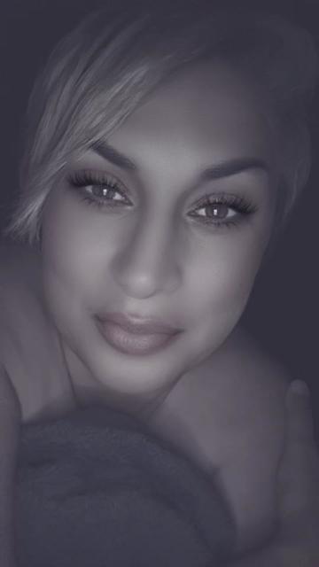 @EyeCandiXoX