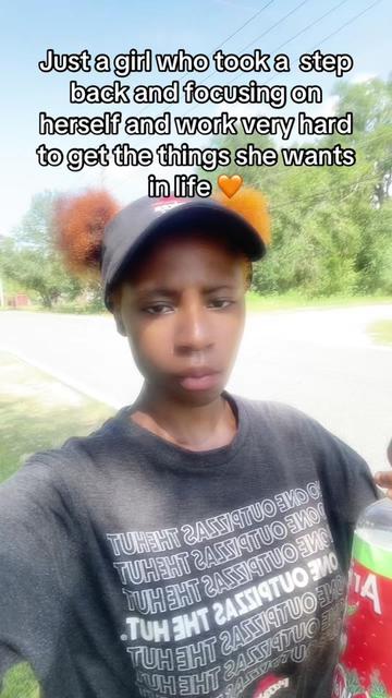 @_.diorrsociety